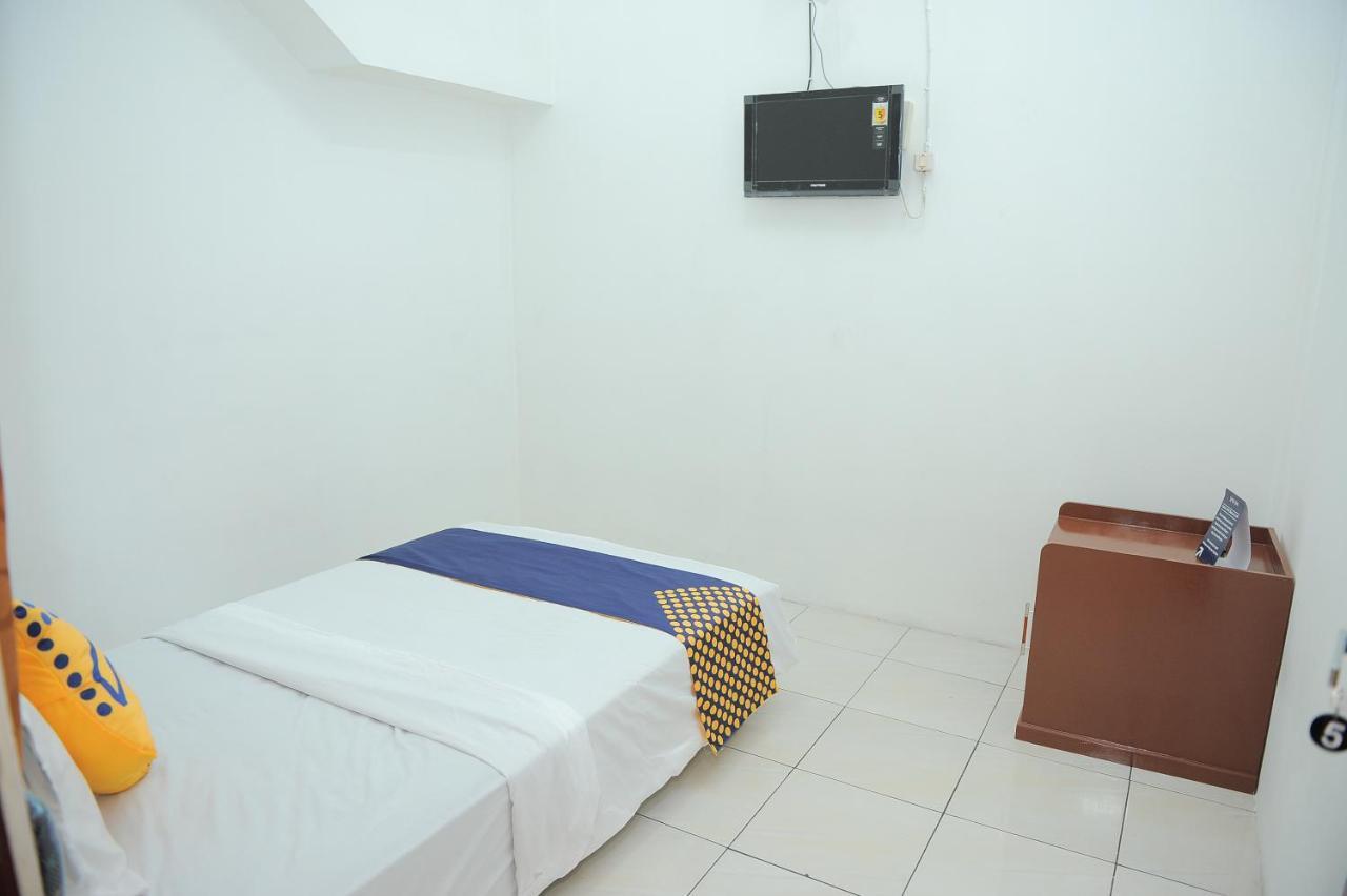 Spot On 2891 999 Guest House Sumedang Экстерьер фото